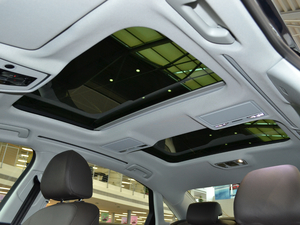 201855TFSI quattro ӢͶŰ g