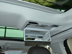 201855TFSI quattro ӢͶŰ g