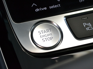 201855TFSI quattro ӢͶŰ п؅^(q)