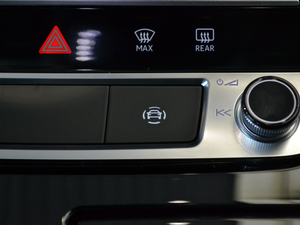 201855TFSI quattro ӢͶŰ п؅^(q)