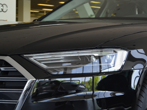 201855TFSI quattro ͶŰ ^