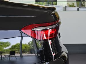 201855TFSI quattro ͶŰ ^