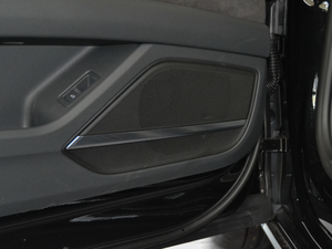 201855TFSI quattro ͶŰ g