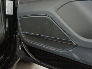 201855TFSI quattro ͶŰ g