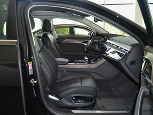 201855TFSI quattro ͶŰ g