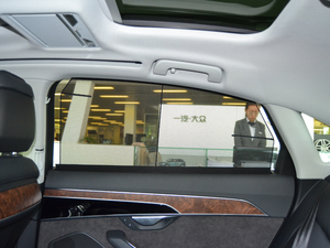 201855TFSI quattro ͶŰ g