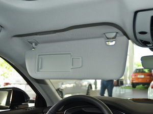 201855TFSI quattro ͶŰ g