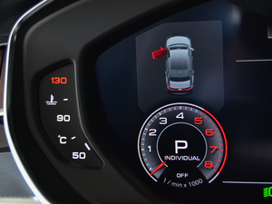 201855TFSI quattro ͶŰ п؅^