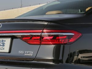 201855TFSI quattro F ^