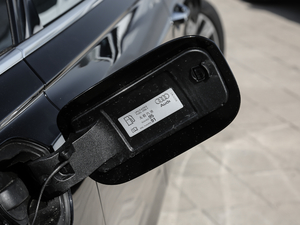 201855TFSI quattro F ^