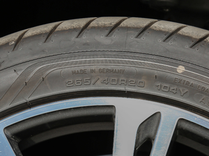 201855TFSI quattro F ݆̥ߴ