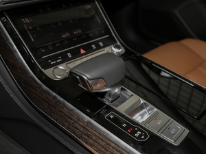 201855TFSI quattro F QU