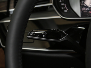 201855TFSI quattro F п؅^