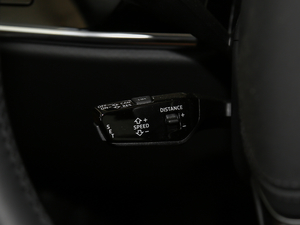 201855TFSI quattro F п؅^