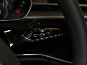 201855TFSI quattro F п؅^(q)