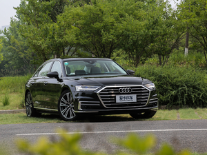 2018款55TFSI quattro 尊贵型 整体外观