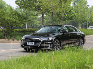 2018款55TFSI quattro 尊贵型 整体外观