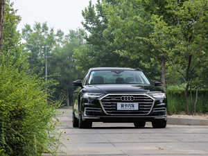 2018款55TFSI quattro 尊贵型 整体外观