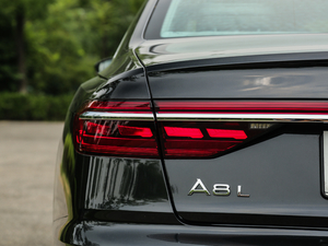 201855TFSI quattro F ^