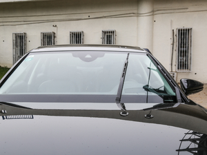 201855TFSI quattro F (x)(ji)^