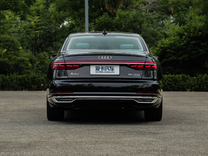 201855TFSI quattro F (x)(ji)^