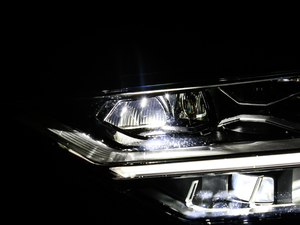 201855TFSI quattro F (ji)^