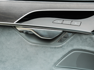 201855TFSI quattro F g