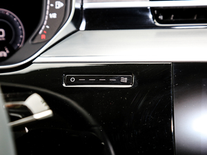 201855TFSI quattro F п؅^