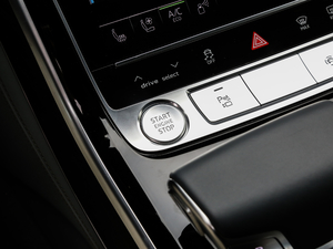 201855TFSI quattro F п؅^