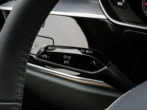 201855TFSI quattro F п؅^(q)