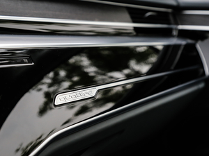 201855TFSI quattro F п؅^(q)