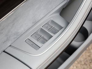 201855TFSI quattro F п؅^(q)