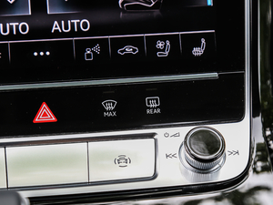 201855TFSI quattro F п؅^