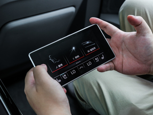 201855TFSI quattro F п؅^