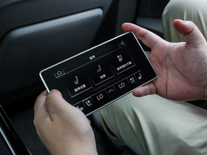 201855TFSI quattro F п؅^