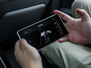 201855TFSI quattro F п؅^