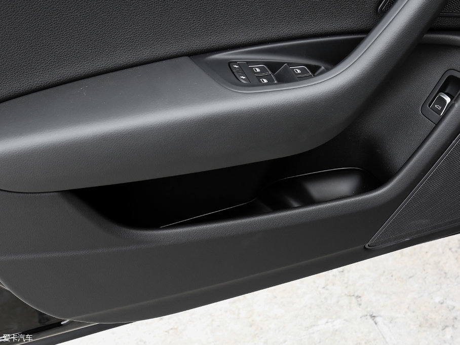 2018��W��A6 ���а� quattro