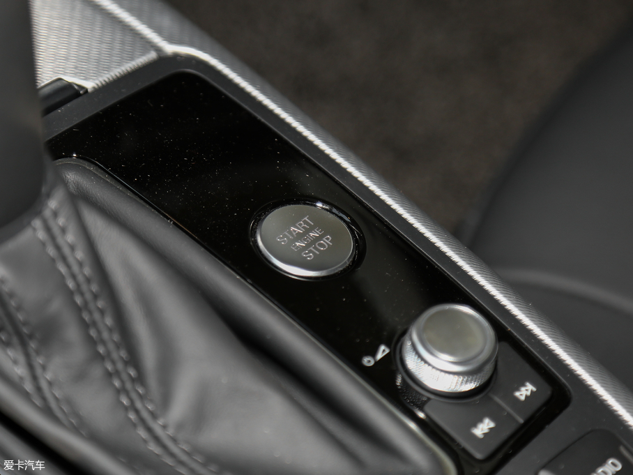 2018��?yu��n)W��A6 ���а� quattro