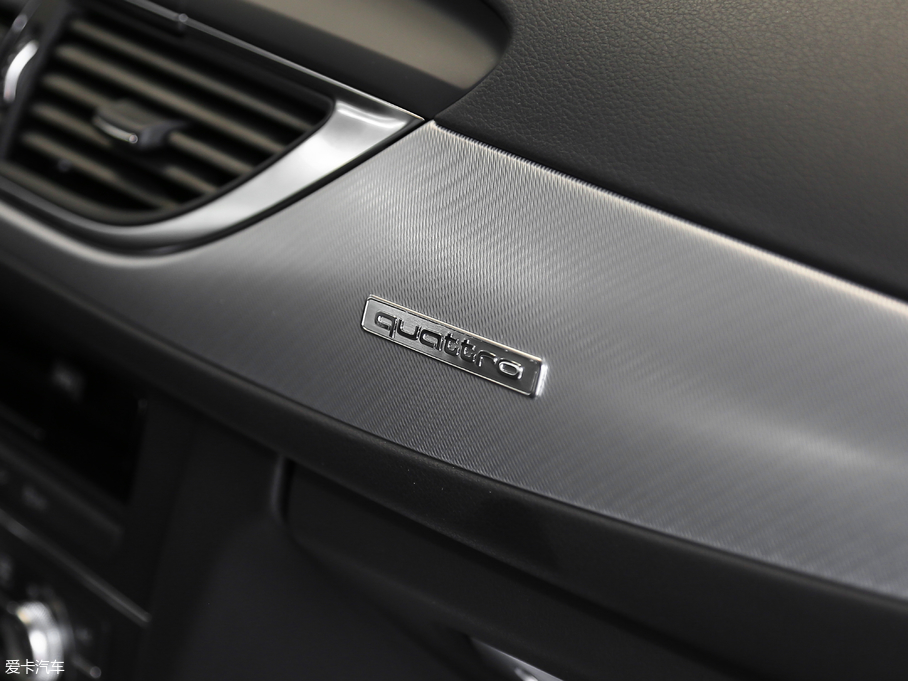 2018��W��A6 ���а� quattro