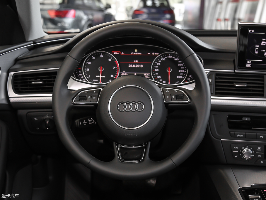 2018��W��A6 ���а� quattro