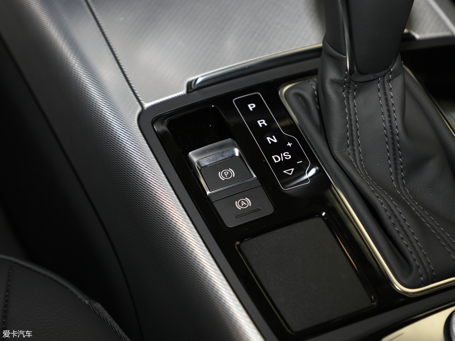 2018��?yu��n)W��A6 ���а� quattro