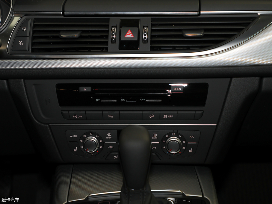 2018��W��A6 ���а� quattro