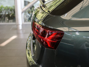 2018quattro (x)(ji)^