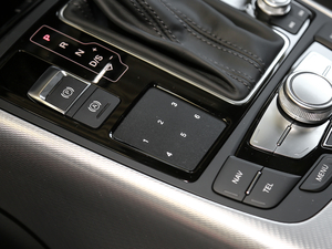 2018quattro п؅^(q)