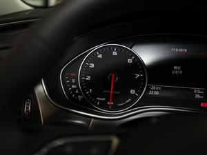 2018quattro п؅^(q)