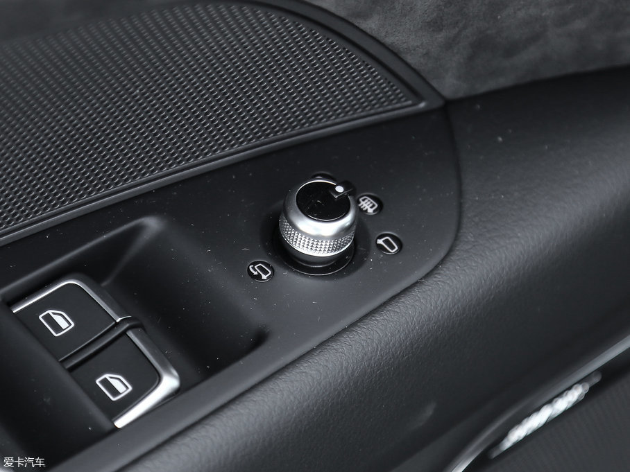 2018WA7 40 TFSI quattro g