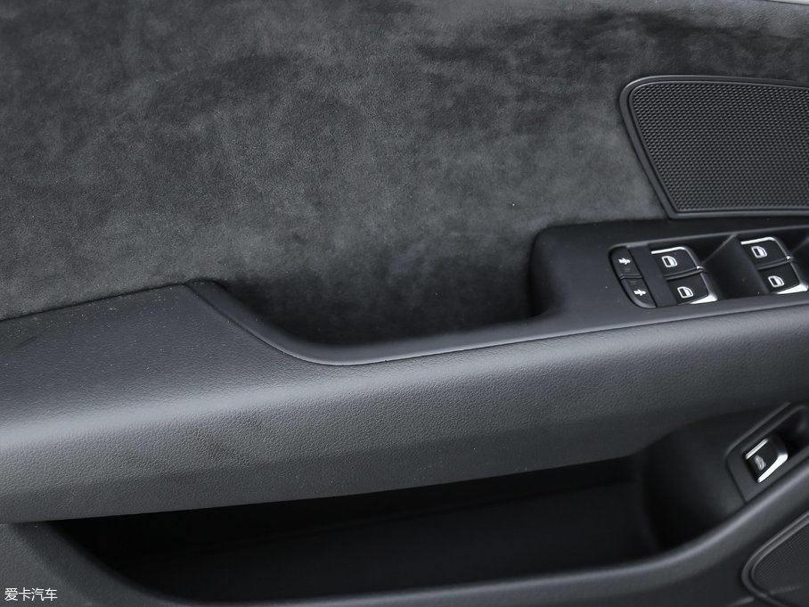 2018WA7 40 TFSI quattro g(sh)