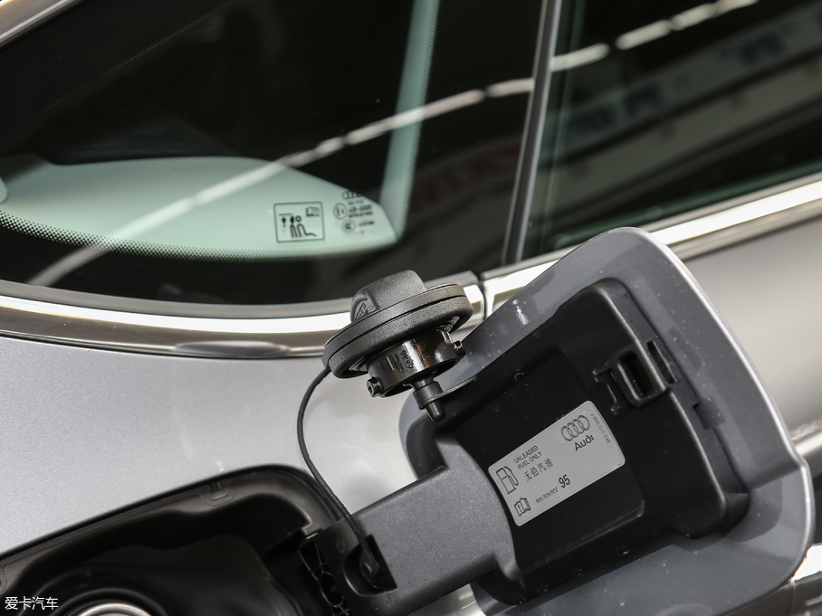 2018WA7 40 TFSI quattro g