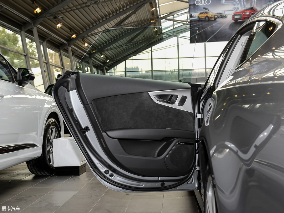 2018?yun)WA7 40 TFSI quattro g(sh)