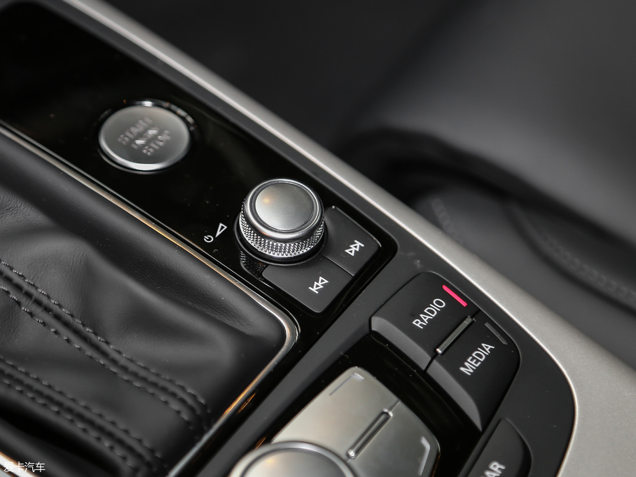 2018?yun)WA7 40 TFSI quattro g(sh)